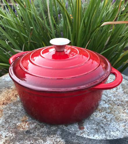AXN018_Olla-de-Hierro-Fundido-Esmaltada-Rojo-Velvet-26-cm_AXN_02