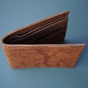 Billetera lisa con divisiones interiores
